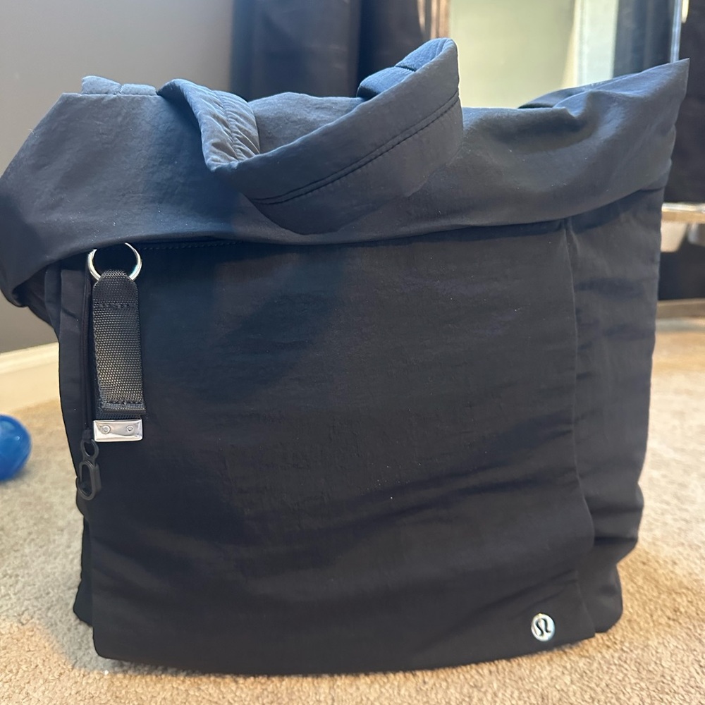 lululemon athletica Black Shoulder Tote Bag